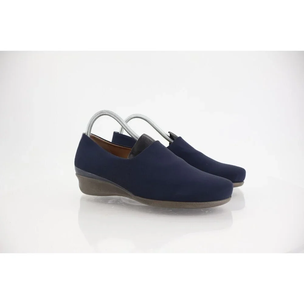 Ecco Women's Abalone Loafer Size 38 7 Low Wedge Slip On Travel Shoe Navy Blue